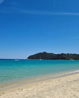 Paesaggio naturale nelle vicinanze della villa