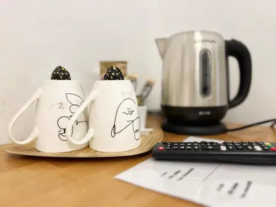 Set per la preparazione di tè e caffè presso Al Duomo di Cagliari