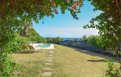 Paesaggio naturale nelle vicinanze della casa vacanze