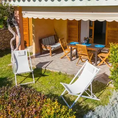 La Vela Summer House - FREE WIFI - 700mt from the beach
