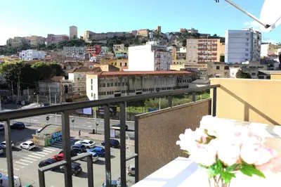 Vista generica su Cagliari o vista sulla città dall'interno dell'appartamento