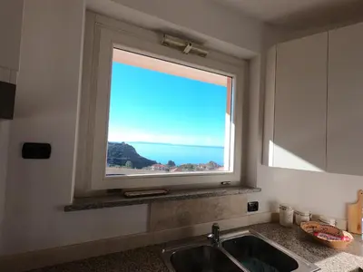 Cucina o angolo cottura di Splendida vista sul mare