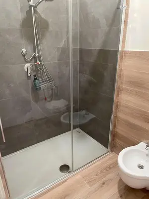 Bagno di Extravaganza Room and Suite Apartment City Center