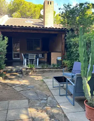 Giardino di Santa Margherita di Pula, Calaverde, Deliziosa villetta 100 metri dal mare