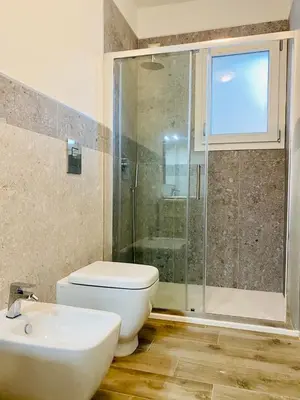 Bagno di Nuova Residenza dei 7 Pini a pochi passi dal mare