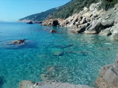 Paesaggio naturale nelle vicinanze della villa