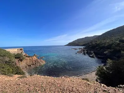 Paesaggio naturale nelle vicinanze della villa