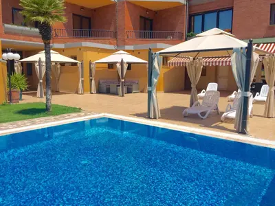 Piscina di Hotel Grillo o nelle vicinanze