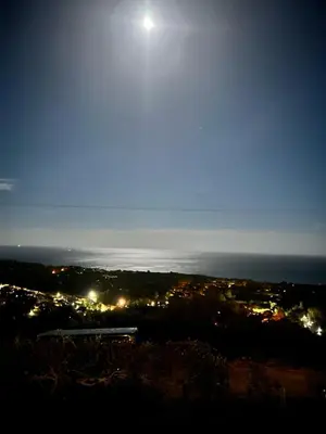 Paesaggio naturale nelle vicinanze della villa