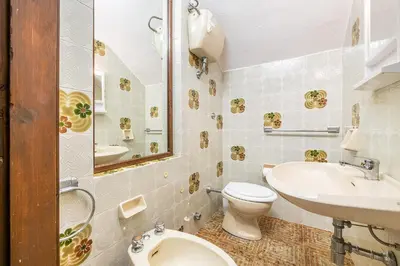 Bagno di Elegante Villa a 30 m dalla bellissima spiaggia di Campulongu Villasimius