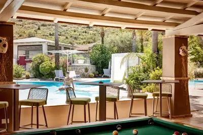 Piscina di Cruccùris Resort - Adults Only o nelle vicinanze