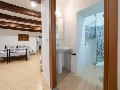 Bagno di Lamarmora 26