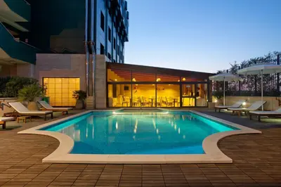 Piscina di Holiday Inn Cagliari by IHG o nelle vicinanze