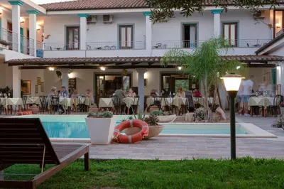 Piscina di Baja Azzurra o nelle vicinanze