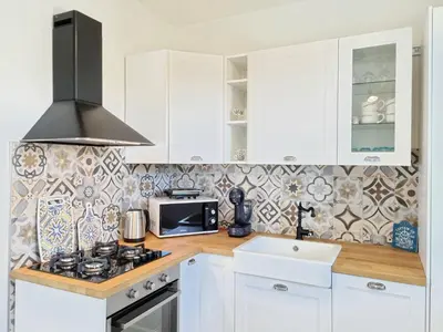 Cucina o angolo cottura di Villa Colombo 100m from the beach