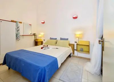 Letto o letti in una camera di Villa Mimose 100m from the beach