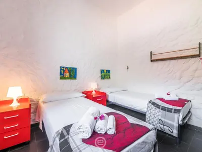 Letto o letti in una camera di House Eleonora - Near Beautiful Beaches