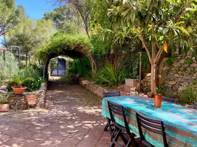 Giardino di AragoniteAzzurra Casa Vacanza