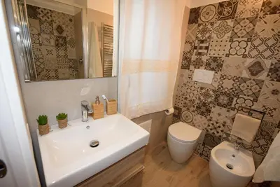 Bagno di LOFT LUNGOMARE vista MARE e MONTI