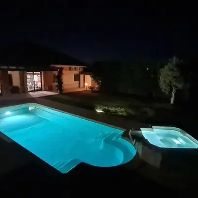 Villa Vivi. Piscina