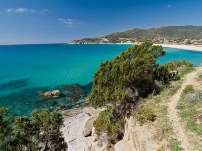 Paesaggio naturale nelle vicinanze della villa