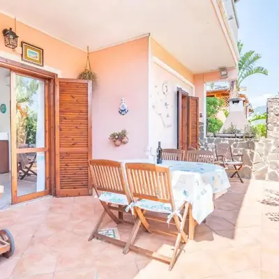 Villa Bibi Villasimius - con giardino
