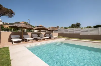 Piscina di Villa Escargot Luxury in Costa Rei Beach o nelle vicinanze