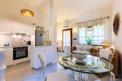 Cucina o angolo cottura di Patio Relax - 200m from beach - Villasimius