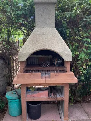 Attrezzature per barbecue disponibili per gli ospiti della casa vacanze