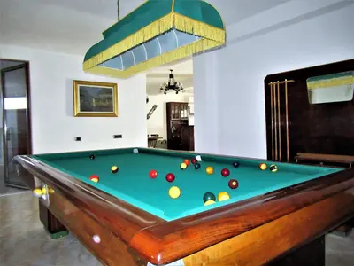 Tavolo di biliardo di Villa Gallo - Seminterrato luminoso