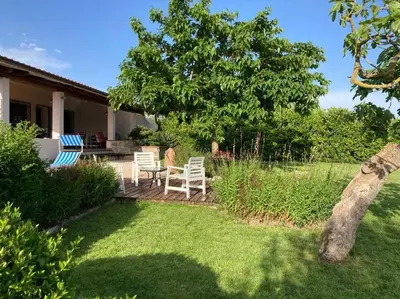 Giardino di Countryside villa in Sardinia