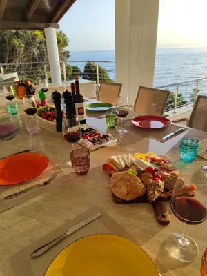 Cibo presso la villa o nelle vicinanze