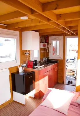 Cucina o angolo cottura di Casa Galleggiante V al Poetto 2 pax piu' 1