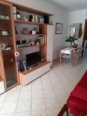 Cucina o angolo cottura di Casa Corallo Muravera Appartamento Centralissimo due camere letto cucina e soggiorno nuovo letto matrimoniale e singoli Aria condizionata Parcheggio interno Coperto ideale x 2 o 3 moto