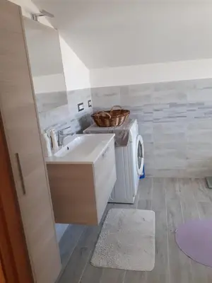 Cucina o angolo cottura di Appartamento per vacanze e brevi periodi IUN Q2474
