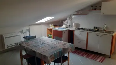 Cucina o angolo cottura di Appartamento per vacanze e brevi periodi IUN Q2474