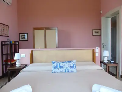 Letto o letti in una camera di Villino Vanzetti 1930