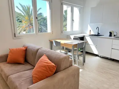 Cucina o angolo cottura di Moderno appartamento dí Beniamino Murgioni a Villasimius