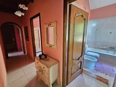 Bagno di Casa con magnifica vista mare