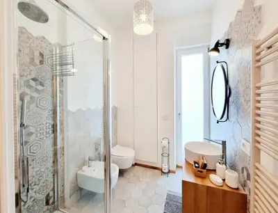 Bagno di GOOD DAYS CAGLIARI (IUN Q4405)