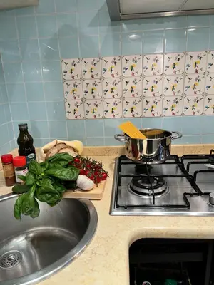 Cucina o angolo cottura di la casetta tra laguna e mare Poetto