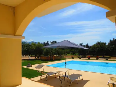 Piscina di Villa Bulcrini o nelle vicinanze