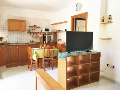 Cucina o angolo cottura di Bougainvillea Home - Ospedale Policlinico Monserrato