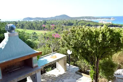 Paesaggio naturale nelle vicinanze della casa vacanze