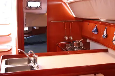 Cucina o angolo cottura di Boat & Sailing Torregrande Sinis Yachting