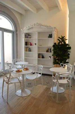 Area soggiorno di TANIT ROOMS & SPA