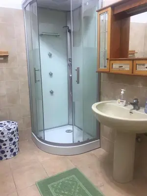 Bagno di Appartamento luminoso e spazioso al primo piano