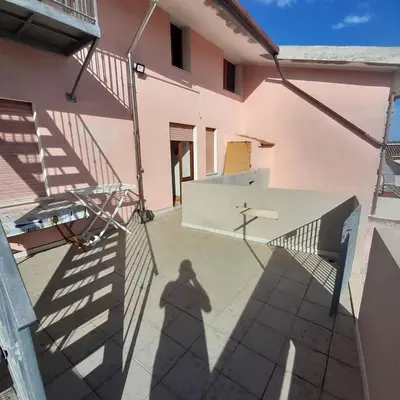 Balcone o terrazza di Appartamento luminoso e spazioso al primo piano