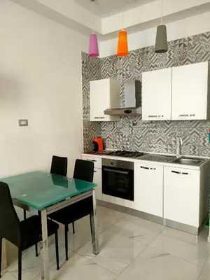 Cucina o angolo cottura di Appartamento di fronte al porto turistico