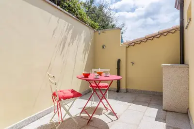 Patio o area all'aperto di RAINBOW